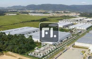 Imagem: O depósito possui 5 Vagas na garagem, 9.743m² de Área e