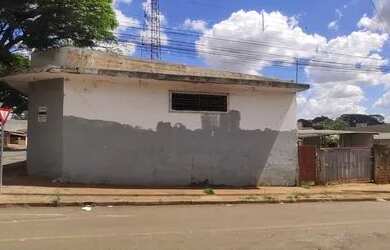 Imagem: O depósito possui 260m² de Área e está localizado em Parque