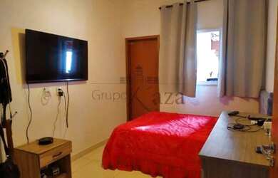 Imagem 4: Casa Padrão em Jacareí. 63m² de Área, 2 Vagas na garageme2 Dormitórios