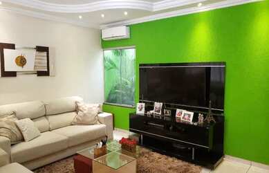 Imagem 1: Excelente casa na QNM 36. 250m² de Área, 4 Vagas na garageme4 Dormitórios