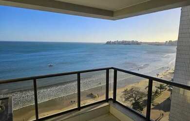 Imagem: O apartamento possui 3 Dormitórios, Acomodam 8 pessoas, 2 Vagas