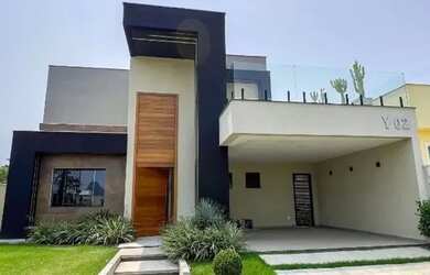 Imagem: A casa em condomínio possui 3 Dormitórios, 2 Banheiros, 4