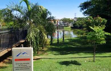 Imagem: O terreno possui 405m² de Área e Imóvel novo e está localizado