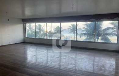 Imagem: O apartamento possui 4 Dormitórios, 5 Banheiros, 2 Vagas na