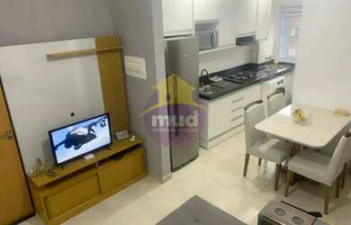 Imagem: O apartamento possui 2 Dormitórios, 1 Banheiro, 1 Vaga na garagem