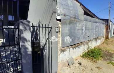 Imagem: A casa possui 2 Dormitórios, 1 Banheiro, 60m² de Área e