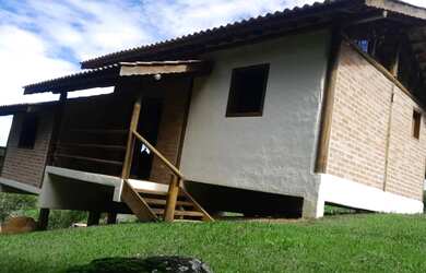 Imagem: A chácara possui 3.884m² de Área e está localizado em Joanópolis