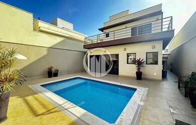 Imagem: A casa em condomínio possui 3 Dormitórios, 5 Banheiros, 2