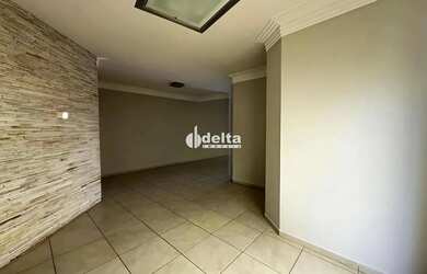 Imagem 6: Casa residencial com 3 suítes disponível para locação no bairro Jardim...