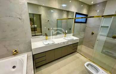 Imagem 15: Casa em Condomínio Residencial Grand Trianon, com planejados