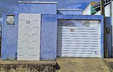 Imagem: A casa possui 2 Dormitórios, 1 Banheiro, 138m² de Área e