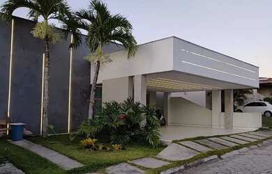 Imagem: A casa em condomínio possui 4 Dormitórios, 3 Banheiros, 2