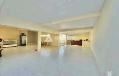 Imagem 16: Casa Térrea à venda, 332m² de área útil, 434m² de terrenos, 03 quartos (01 suíte), 02 banh