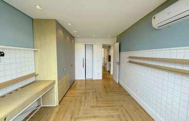 Imagem: O apartamento possui 4 Dormitórios, 3 Banheiros, 1 Vaga na