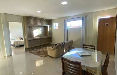 Imagem: O apartamento possui 1 Dormitório, 1 Banheiro, 1 Vaga na garagem