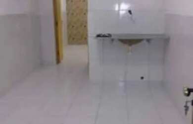 Imagem 2: Aluga-se. 1 Banheiroe1 Dormitório