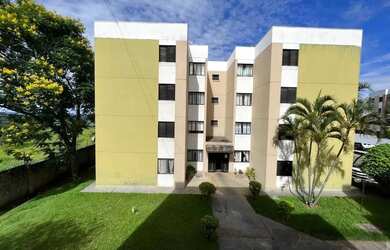 Imagem: O apartamento possui 3 Dormitórios, 1 Banheiro, 1 Vaga na garagem