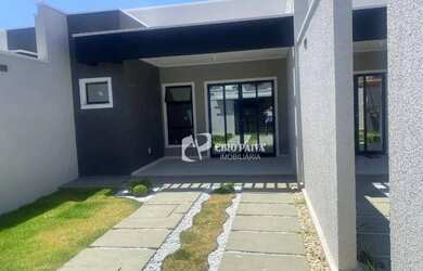 Imagem: A casa possui 2 Dormitórios, 2 Banheiros, 2 Vagas na garagem