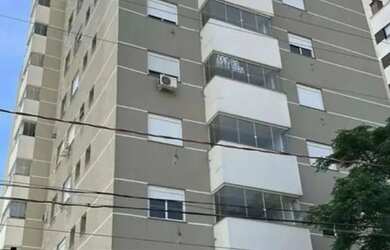 Imagem: O apartamento possui 1 Dormitório, 1 Banheiro, 1 Vaga na garagem