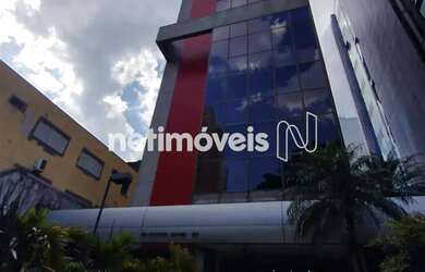 Imagem: O depósito possui 1 Vaga na garagem, 34m² de Área e está