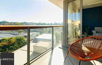 Imagem: O apartamento possui 2 Dormitórios, 2 Banheiros, 2 Vagas na