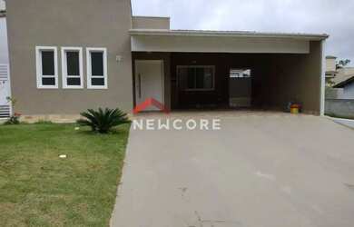 Imagem: A casa em condomínio possui 3 Dormitórios, 3 Banheiros, 4