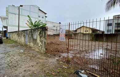 Imagem: O terreno possui 360m² de Área e Imóvel novo e está localizado