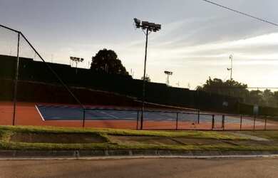 Imagem: A casa em condomínio possui 3 Dormitórios, 3 Banheiros, 2