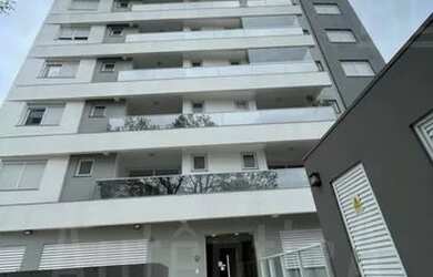 Imagem: O apartamento possui 3 Dormitórios, 1 Banheiro, 2 Vagas na