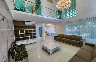 Imagem: A casa em condomínio possui 4 Dormitórios, 5 Banheiros, 4