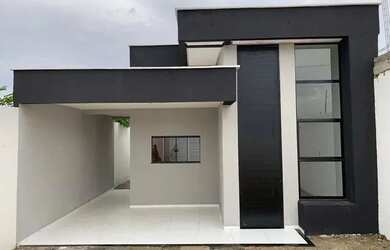 Imagem: A casa possui 3 Dormitórios, 2 Banheiros, 2 Vagas na garagem