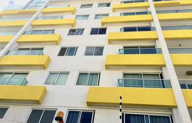 Imagem: O apartamento possui 1 Dormitório, 1 Banheiro, 1 Vaga na garagem