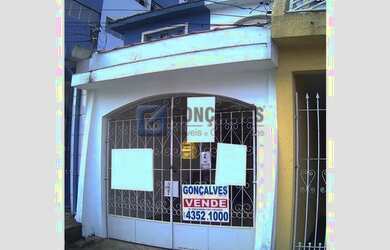 Imagem: A casa possui 2 Dormitórios, 2 Banheiros, 1 Vaga na garagem