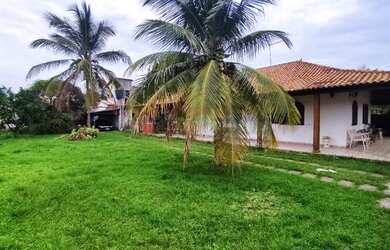 Imagem: A casa possui 2 Dormitórios, 1 Banheiro, 5 Vagas na garagem
