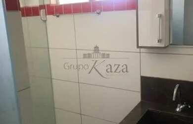 Imagem: A casa possui 3 Dormitórios, 2 Banheiros, 4 Vagas na garagem