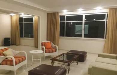 Imagem 3: Apartamento para aluguel e venda possui 280 metros quadrados com 4 quartos