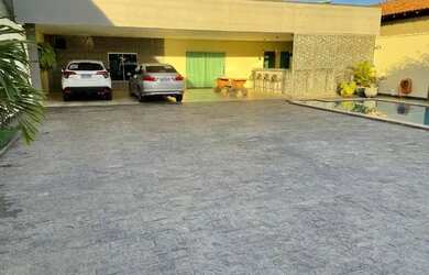 Imagem: A casa em condomínio possui 2 Dormitórios, 3 Banheiros e 5