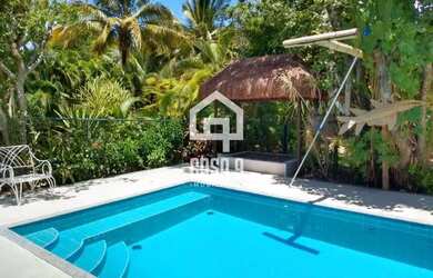 Imagem: O apartamento para alugar possui 4 Dormitórios, 4 Banheiros