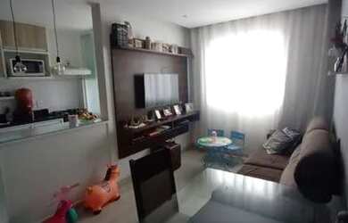 Imagem: O apartamento possui 2 Dormitórios, 1 Banheiro, 1 Vaga na garagem