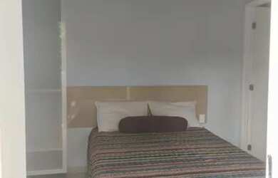 Imagem: O studio possui 1 Dormitório, 1 Banheiro, 1 Vaga na garagem