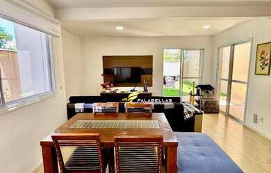 Imagem: A casa em condomínio possui 3 Dormitórios, 4 Banheiros, 3