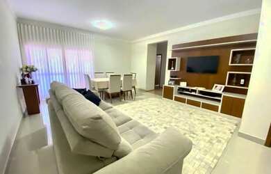 Imagem: O apartamento possui 3 Dormitórios, 2 Banheiros, 2 Vagas na