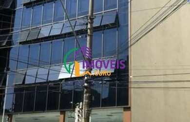 Imagem: O depósito possui 5 Vagas na garagem, 2.650m² de Área e