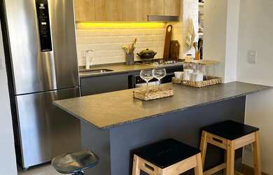 Imagem: O apartamento possui 2 Dormitórios, 2 Banheiros, 1 Vaga na