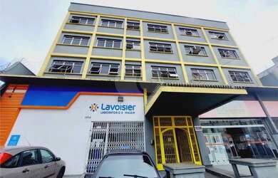 Imagem: O depósito possui 5 Vagas na garagem, 1773m² de Área e Imóvel