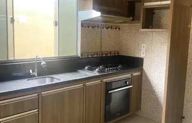 Imagem: A casa possui 2 Dormitórios, 2 Banheiros, 4 Vagas na garagem