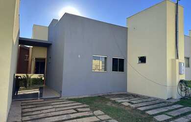 Imagem: A casa em condomínio possui 3 Dormitórios, 2 Banheiros, 2