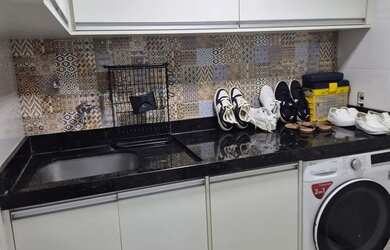 Imagem: A casa em condomínio possui 3 Dormitórios, 3 Banheiros, 2