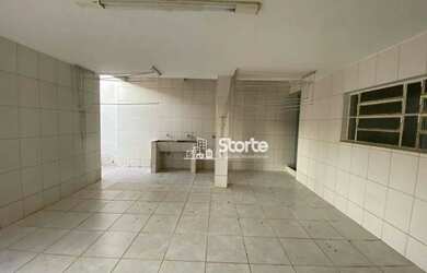 Imagem 4: Casa estilo sobrado com 4 dormitórios à venda, 266m² por R$ 950.000...