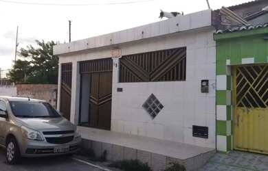 Imagem: VENDE-SE CASA DE ANDAR COM 3 CASAS NO TERRENO